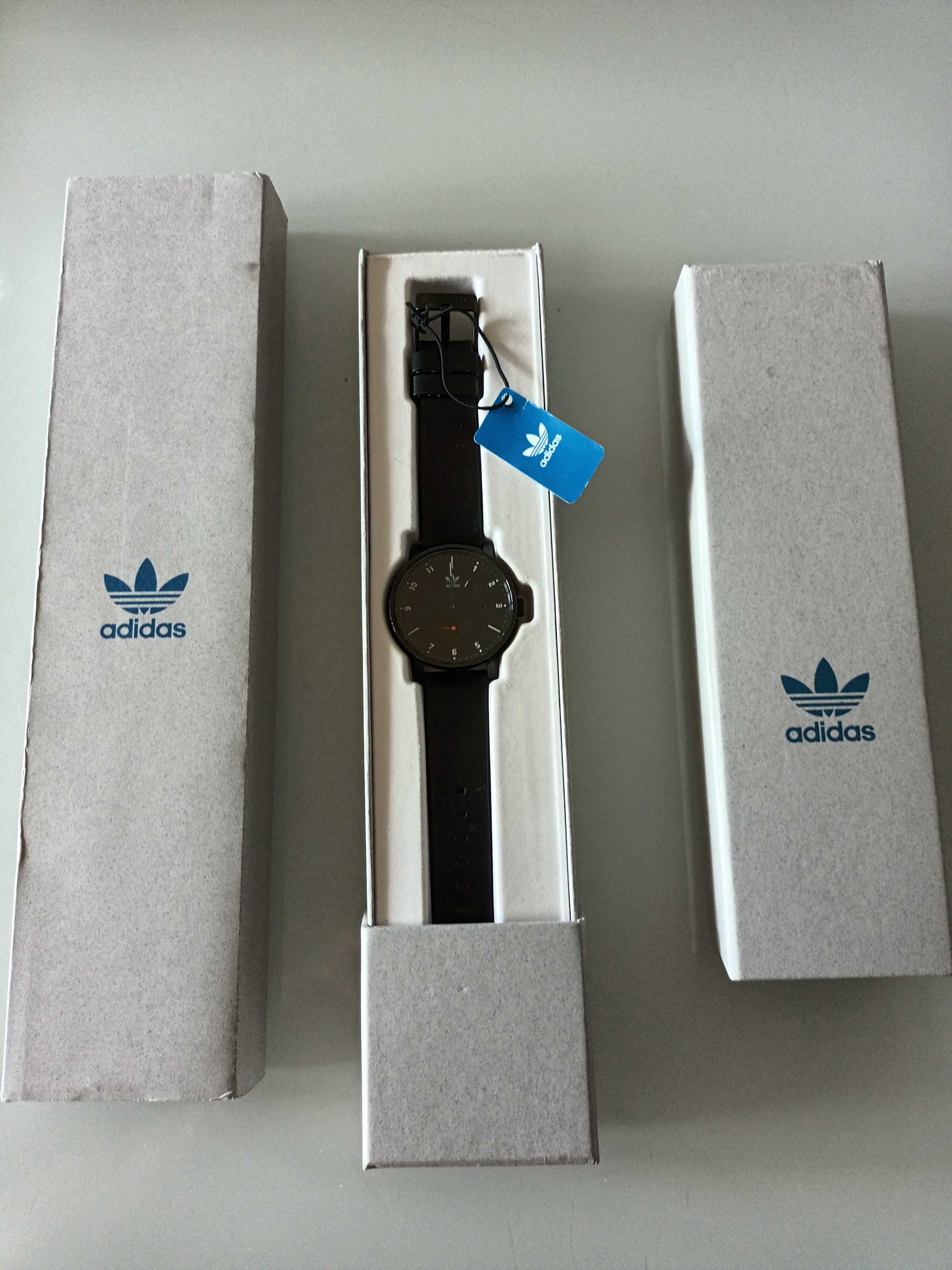 Zegarek klasyczny Adidas