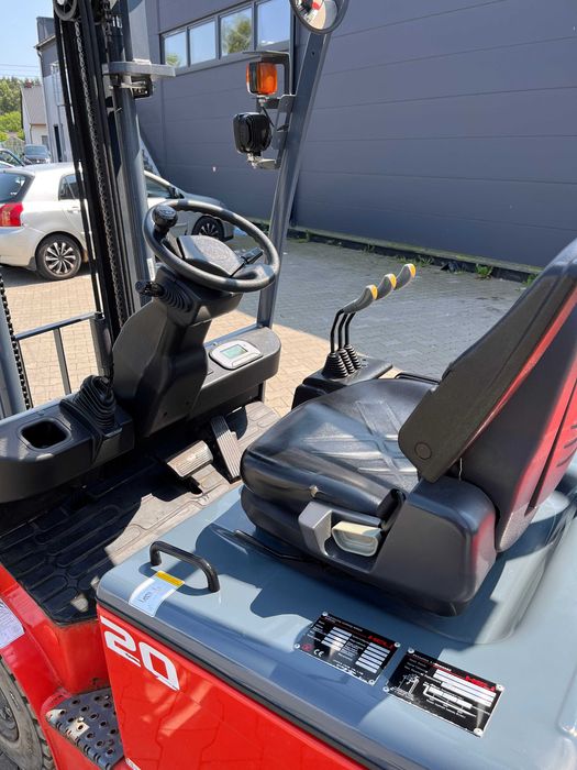 Wózek widłowy Heli CPD20