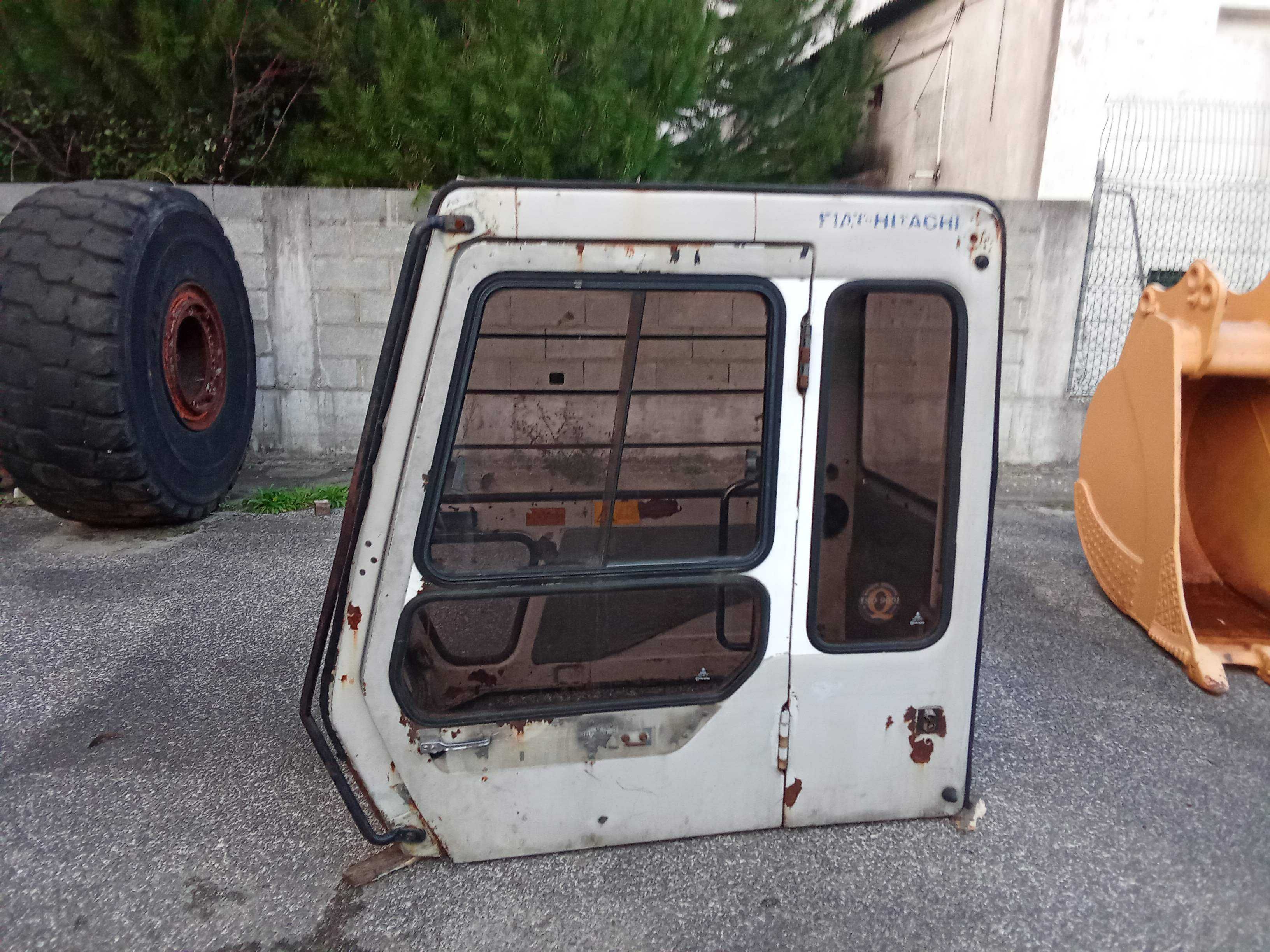 Peças para escavadora Giratoria Fiat-Hitachi FH200