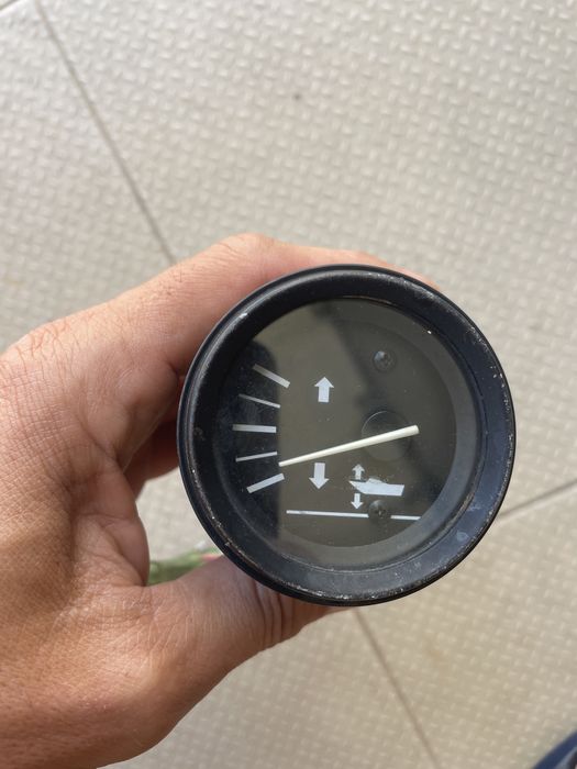 Manometro de trim para fora de borda