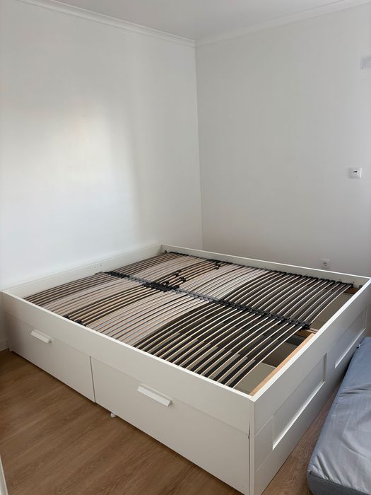 Cama com colchão ikea