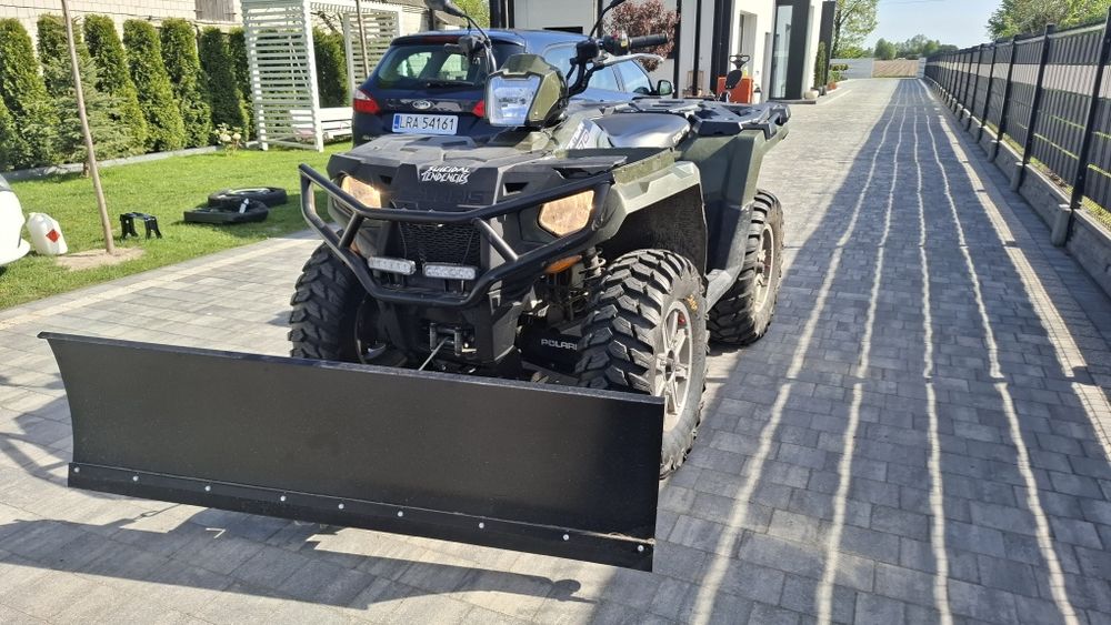 Qad Polaris sportsman 570 z pługiem bez