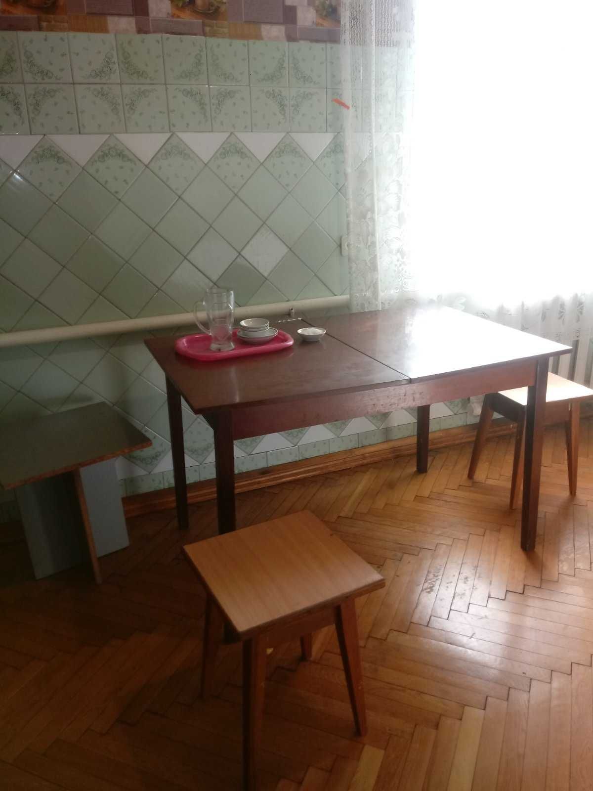 Здаю кімнату в Бучі, вул. Києво-Миророцька  (без  господарів)