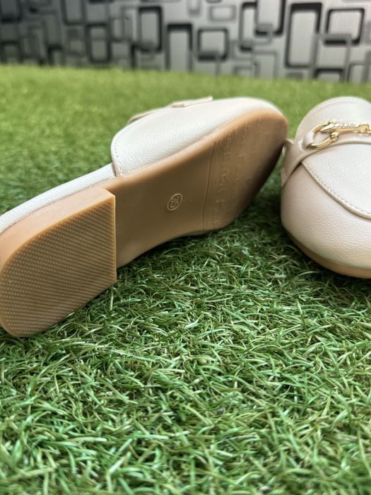 Нові! Жіночі мюлі 35 розмір