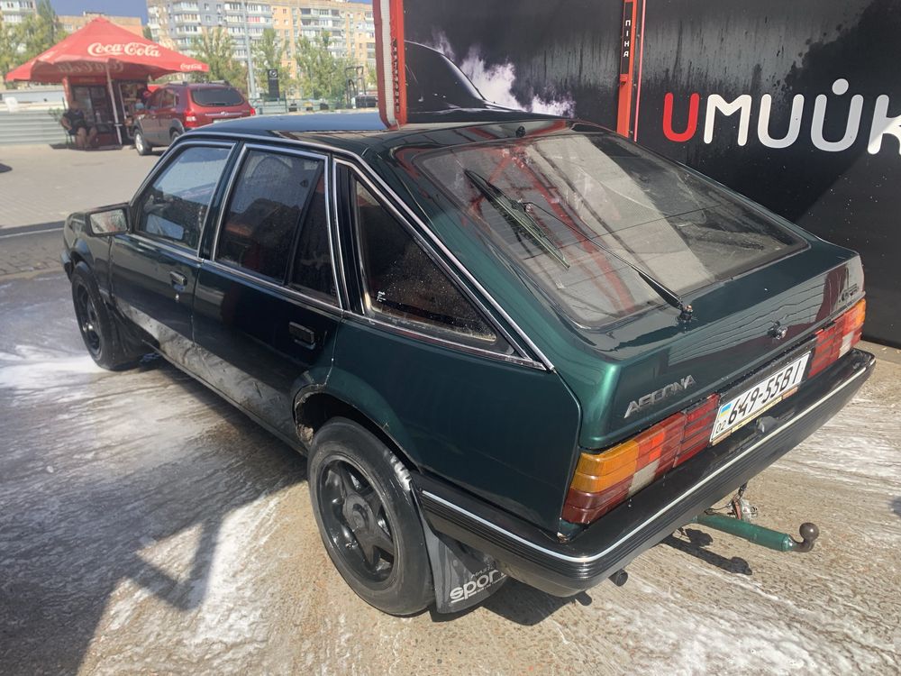 Опель аскона 1.8 на карбюраторе