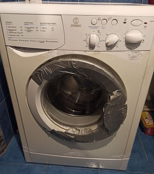 Пральна машина Indesit wi104x