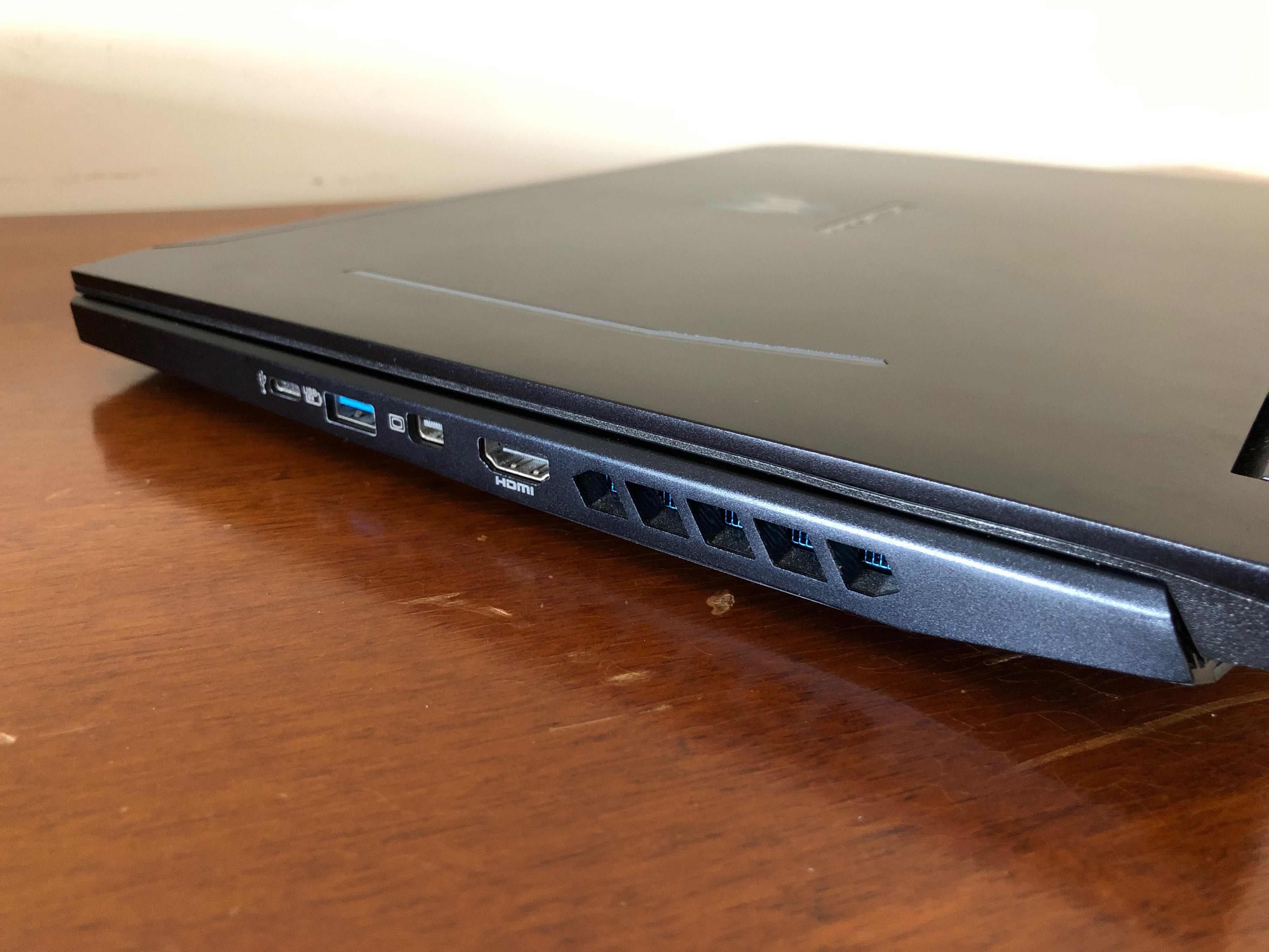 Portátil Acer Predator Helios 300 PARA PEÇAS