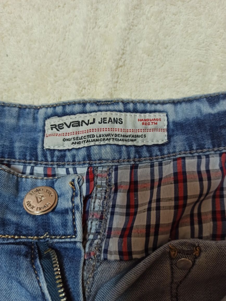 Продам шорти джинсові