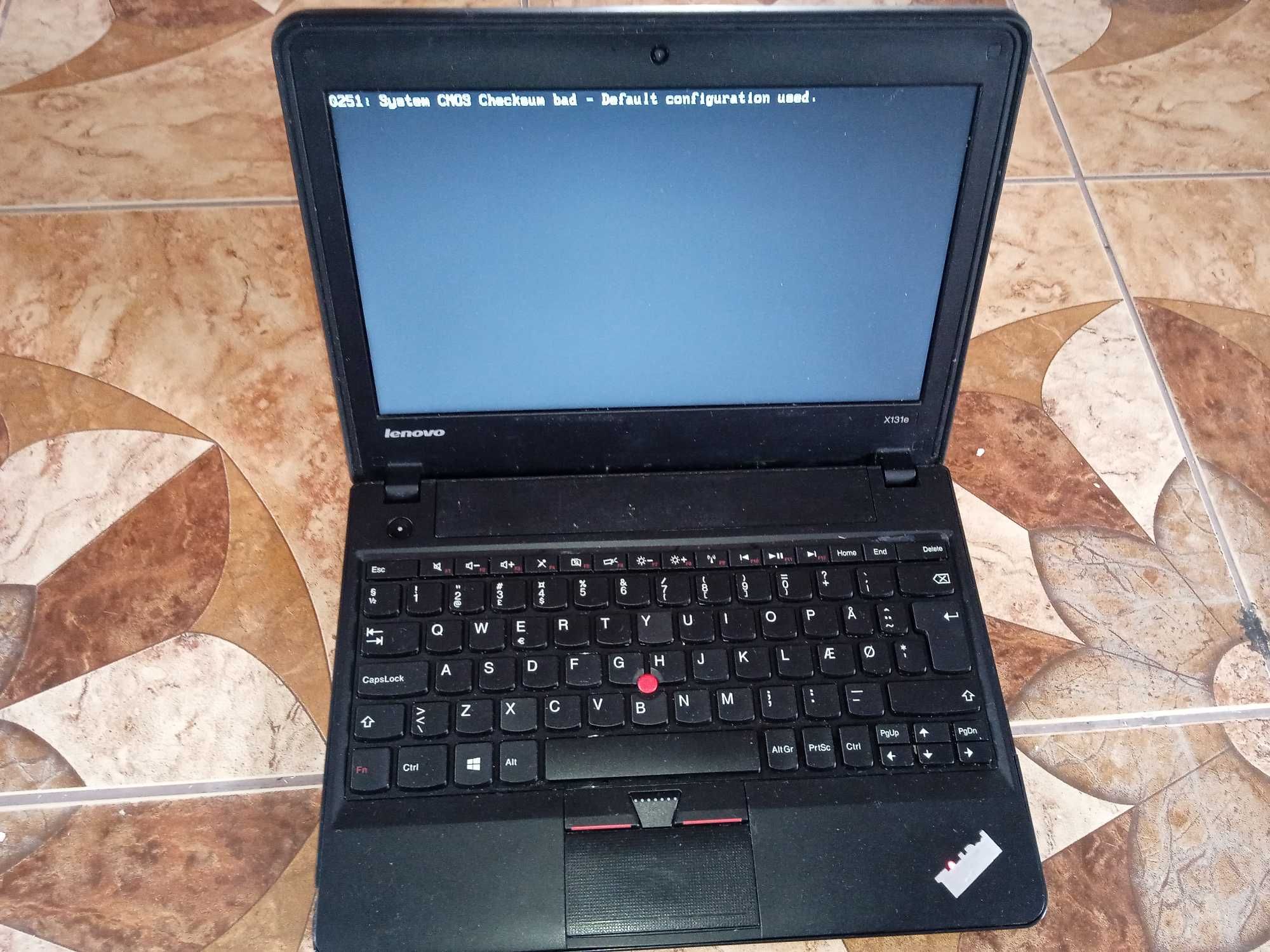 laptop lenovo tchinkPad x131
