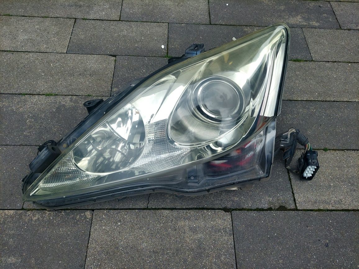 Reflektor lampa przód lewa xenon /europejska/ Lexus is II