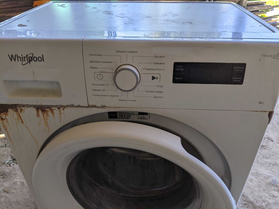 Пральна машина. Whirlpool FWSF61053w.
