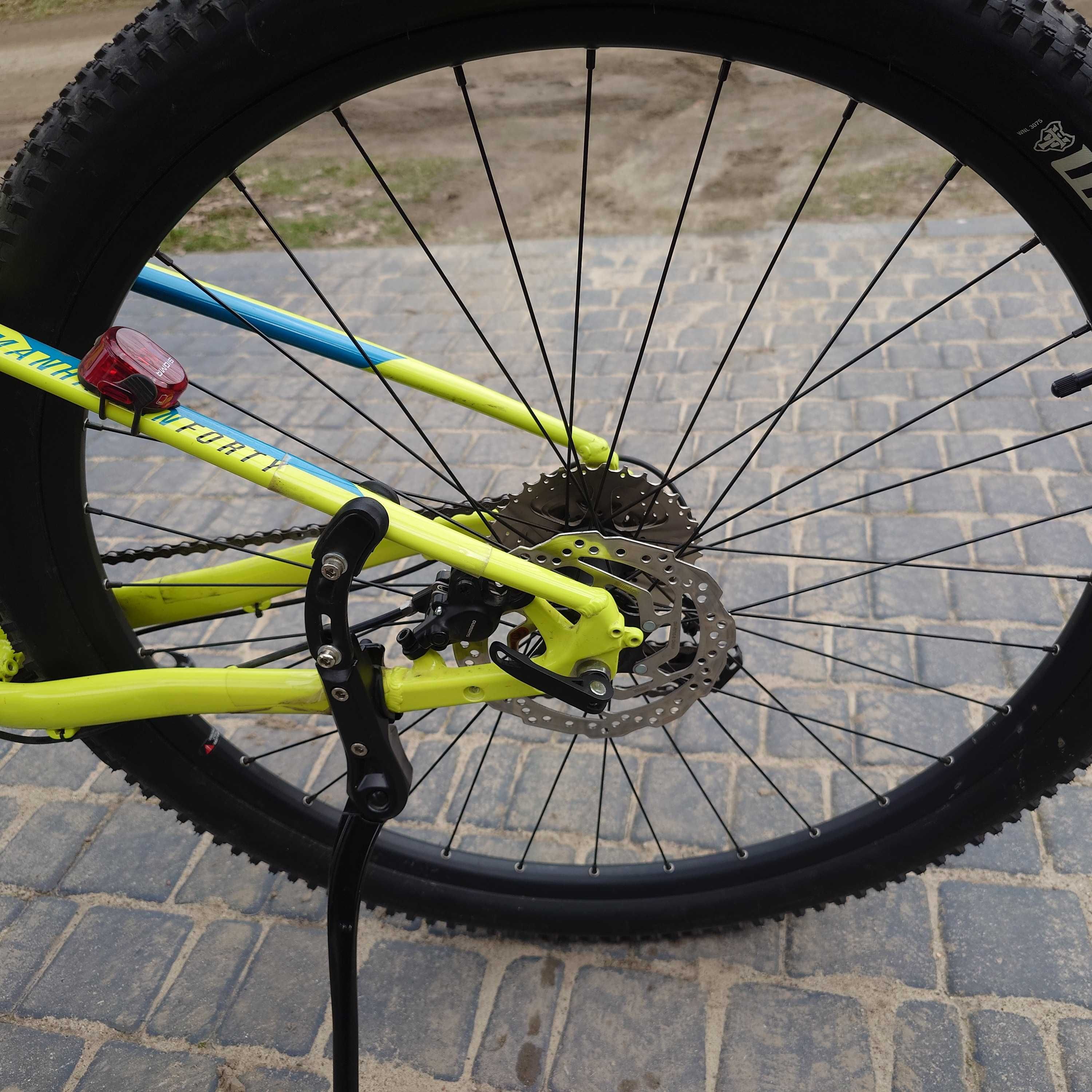 Rower Rock Machine Manhattan's 29” – Tuning Shimano Deore , Raidon XC