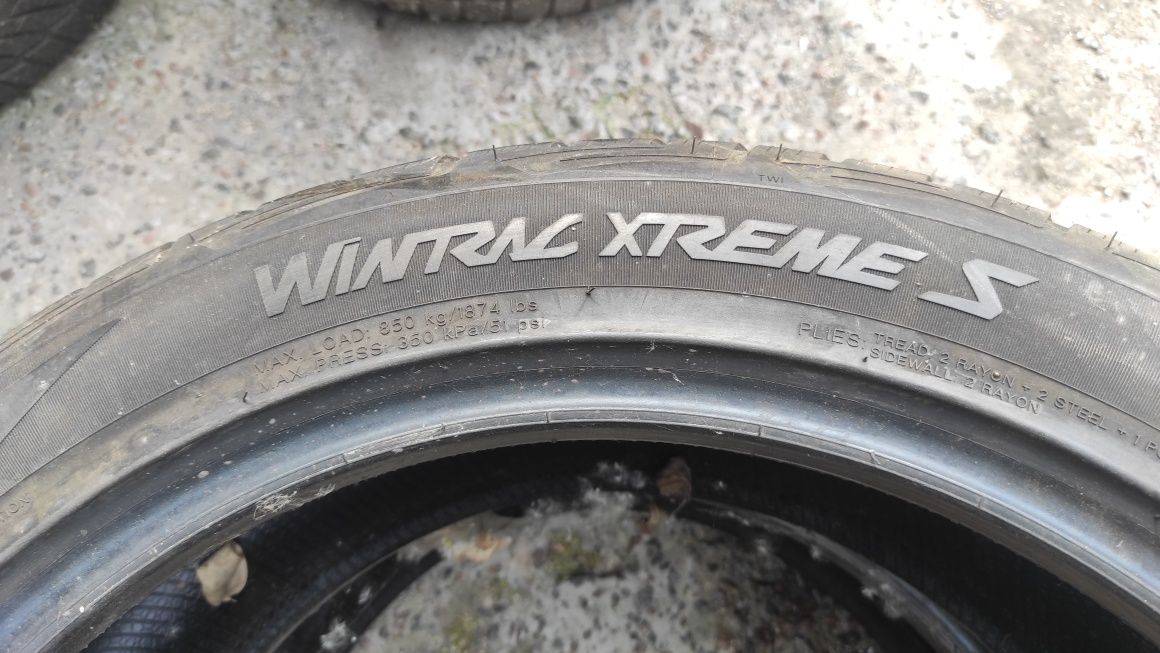 Vredestein Wintrac Xtreme Z  245/45r19