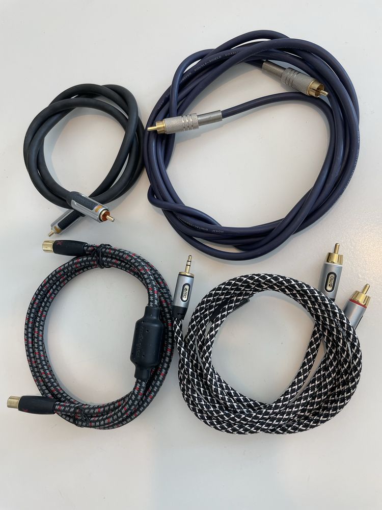 Cabos Audio e Antena