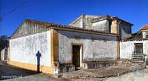 Casa tradicional T4 em Fortios de 121,00 m2