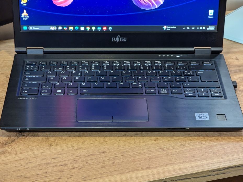 Японський Ультрабук Fujitsu U7410 на i5/10th 8/256 FHD
