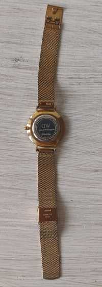 DW Daniel Wellington часи