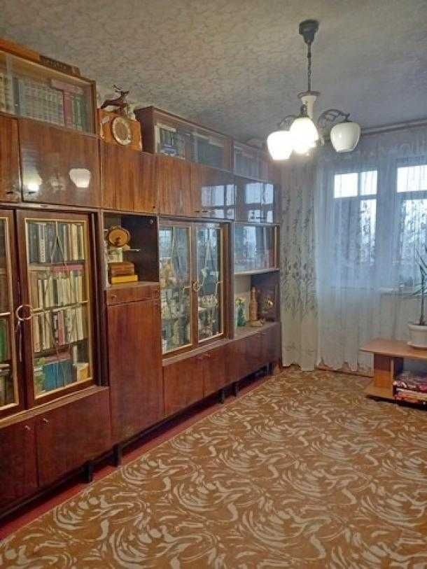 Продам 3-х комнатную квартиру в Чугуеве