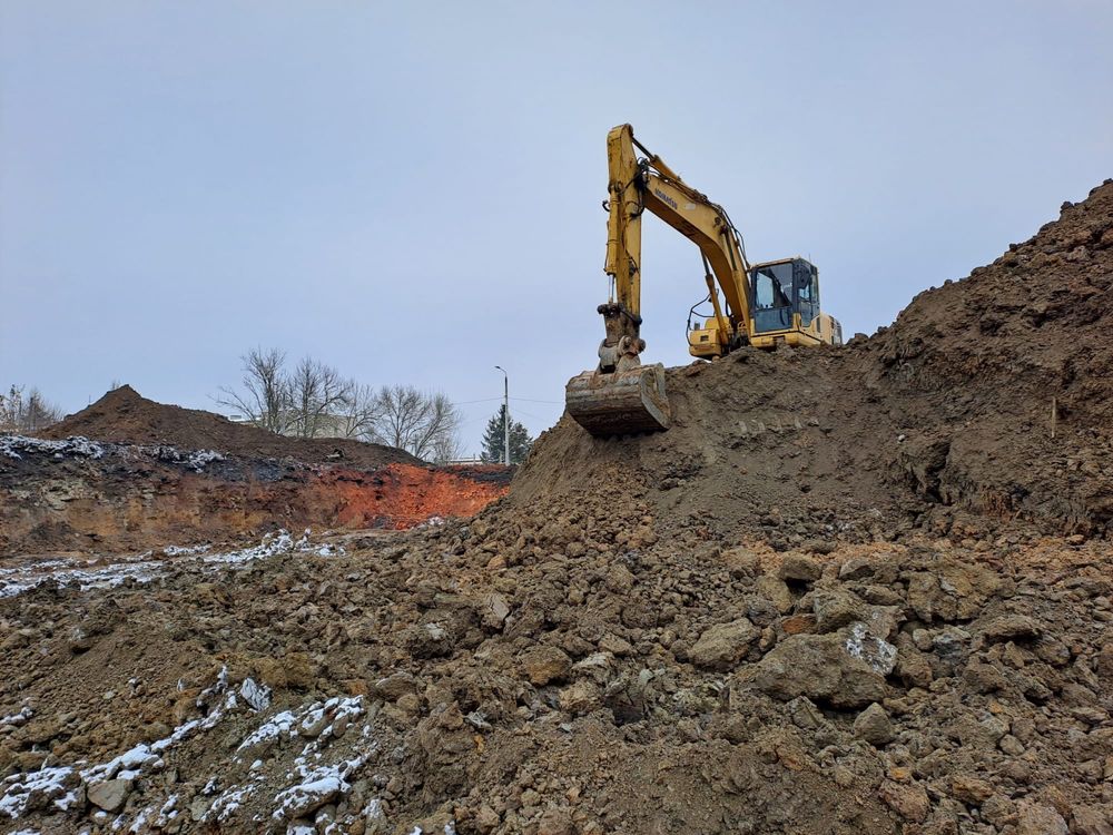 Usługi sprzętowe wynajem koparki gąsienicowej 21 TON usługa koparką