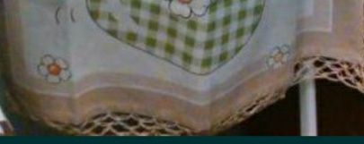 Avental com crochê  artesanal