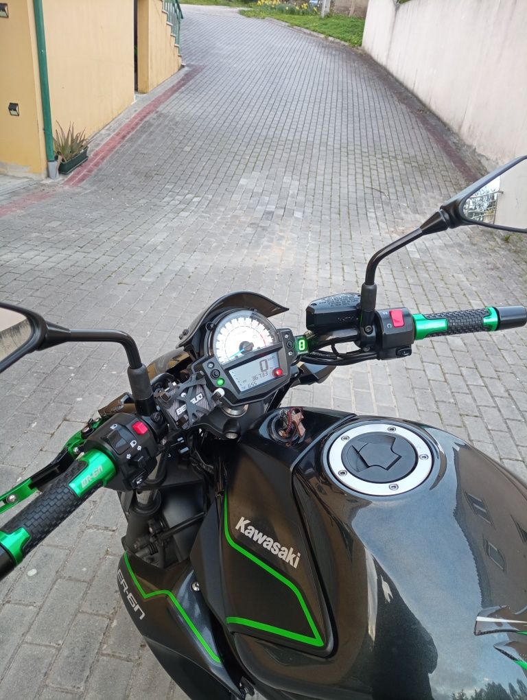 Kawasaki er6n  650cc