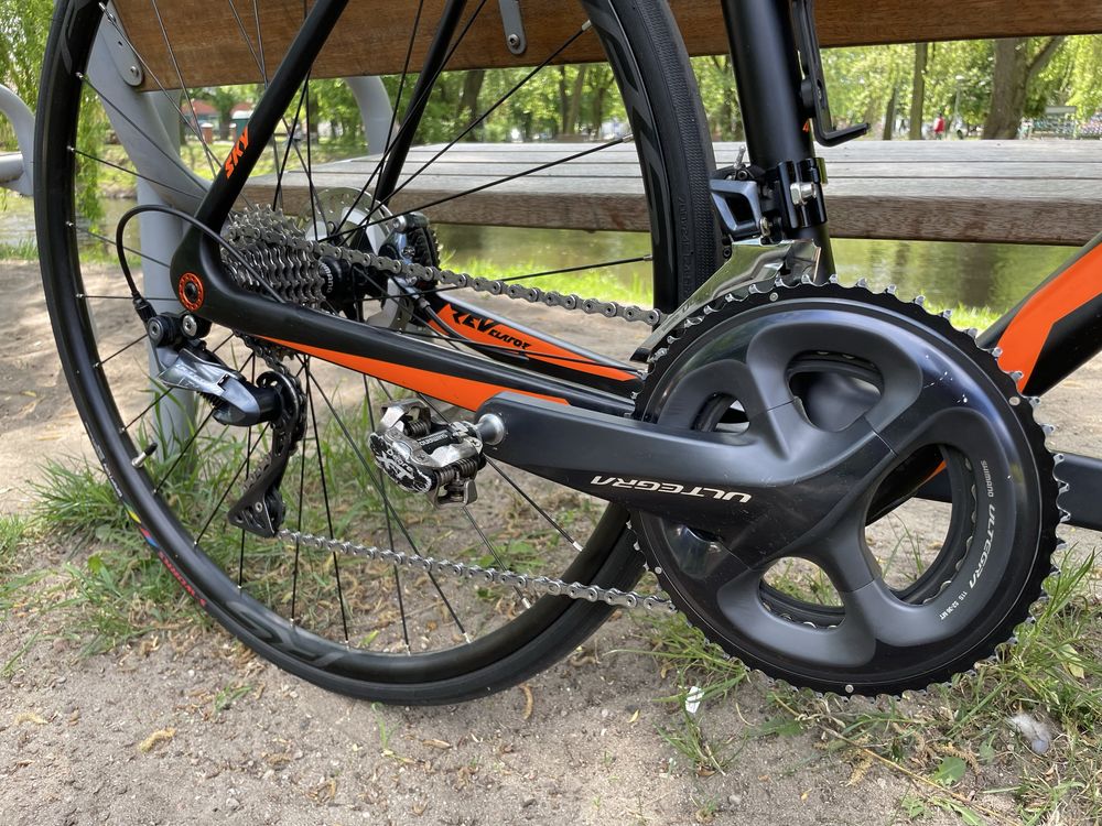 Rower szosowy KTM Revelator sky Carbon (szosa carbonowa)