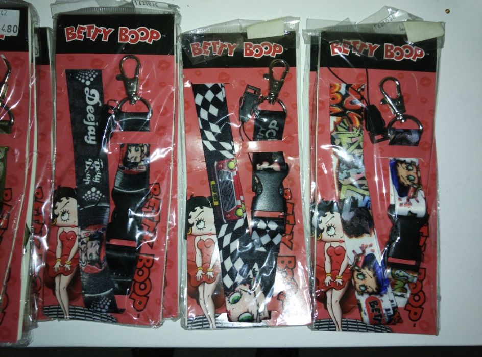 Porta-chaves Betty Boop/Pucca [NOVO]