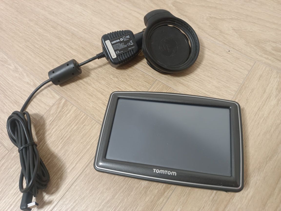 Продам GPS навигатор Tomtom XXL