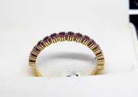 Złoty pierścionek obrączka fioletowe cyrkonie złoto pr. 585 roz. 13