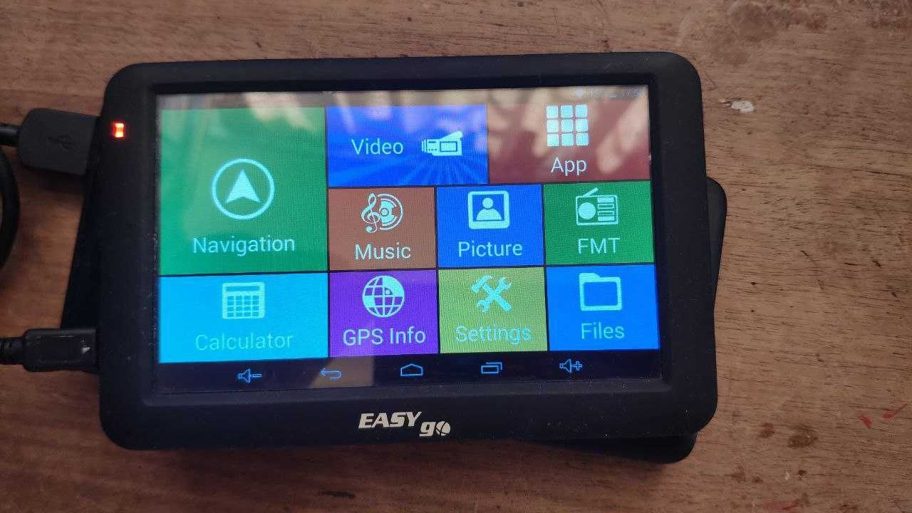 GPS навигатор EasyGo A505 Состояние Нового !