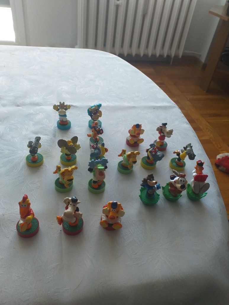 Figurki kinder jajka