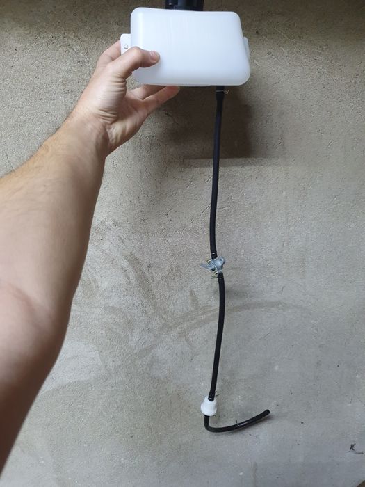 Nowy zbiornik paliwa awaryjny, garażowy, warsztatowy, kroplówka motocy