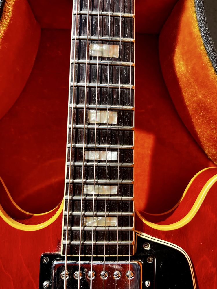 Gibson ES 335 Cherry Red/ All original / Gibson Case / Hollowbody