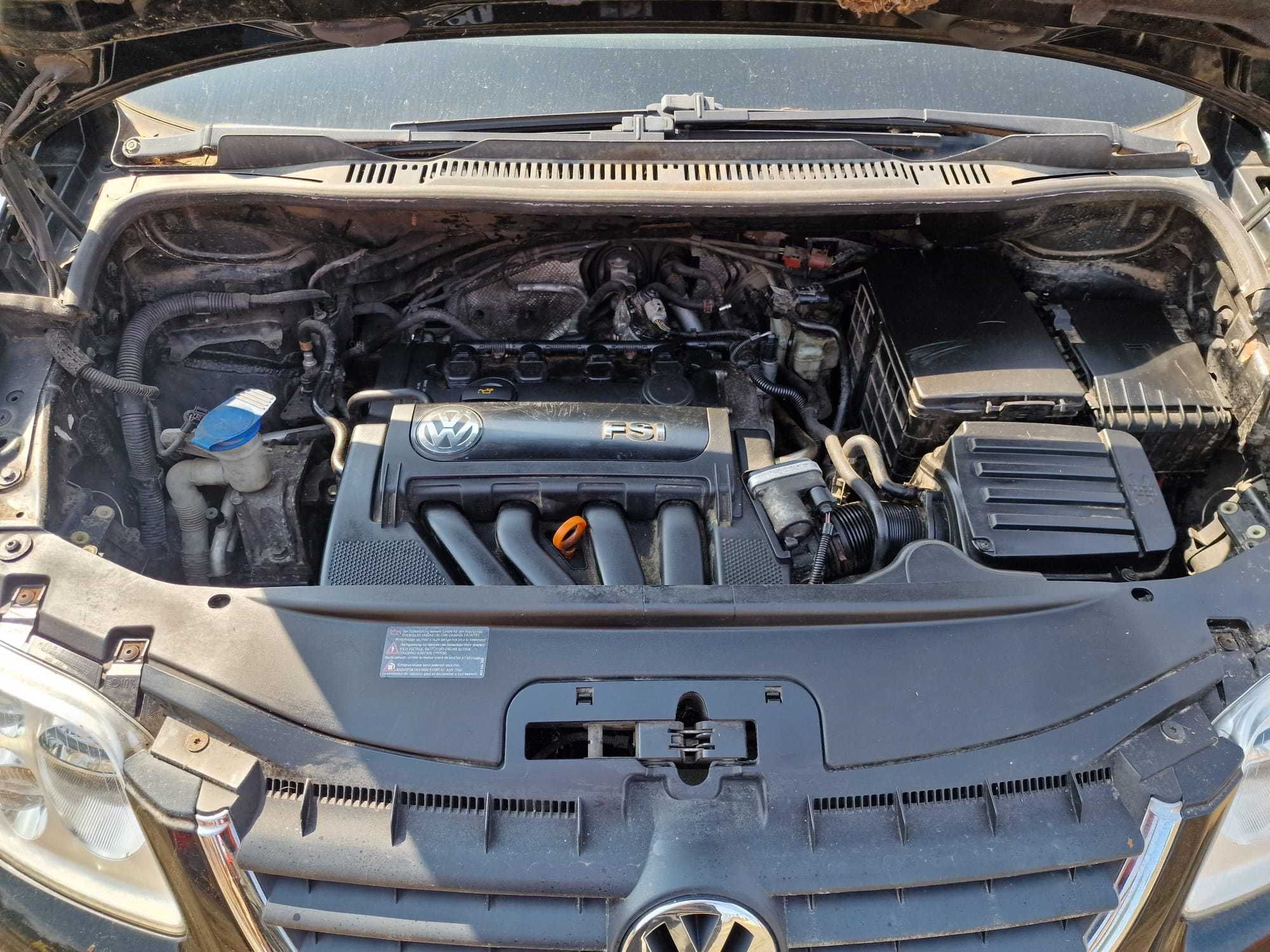 ćwiartka tył błotnik vw touran I 2.0 fsi BLX  lak L041