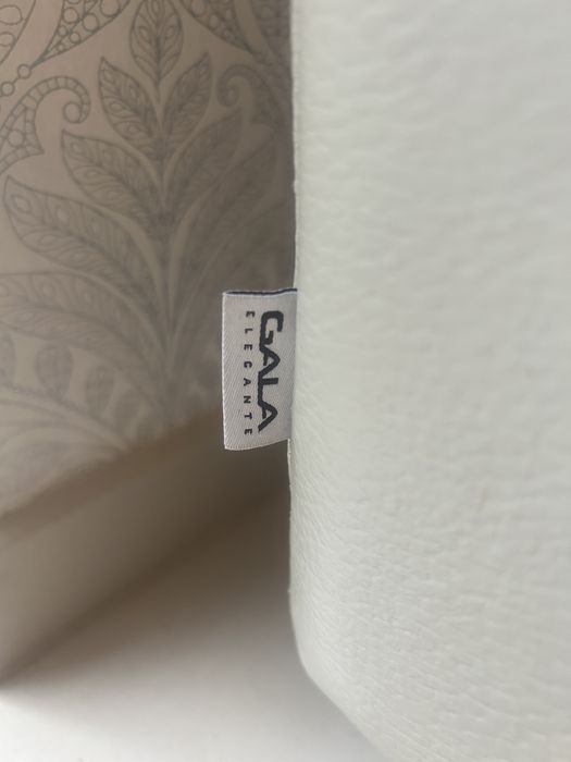 Kanapa skórzana wraz z podnóżkiem GALA