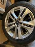 Felgi 5x112 R17 z oponami wielosezonowymi 245 45 R17 Mercedes Audi Vw