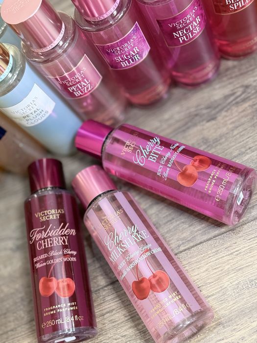 Victoria’s Secret Pink  спрей , міст , лосьйон , скраб