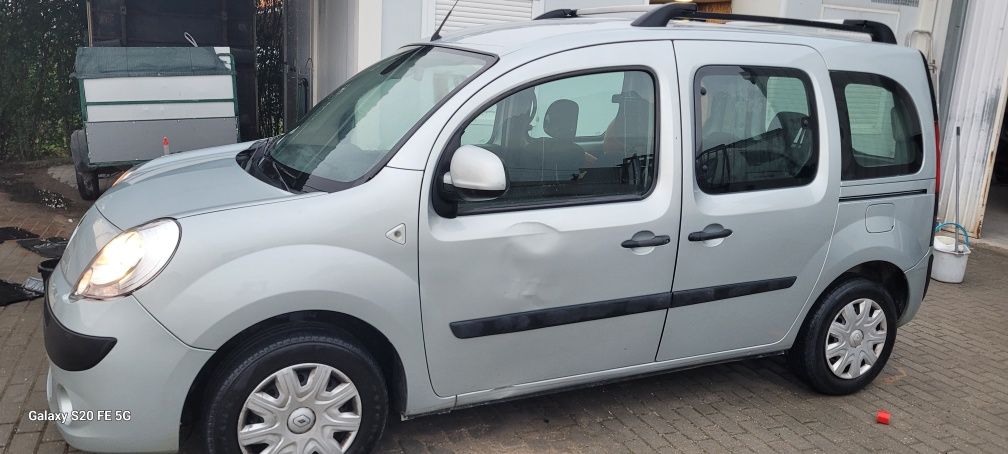 Renaul kangoo 5 lugares