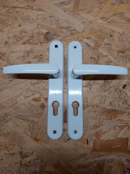 Klamka drzwiowa 72 mm na wkładkę biała