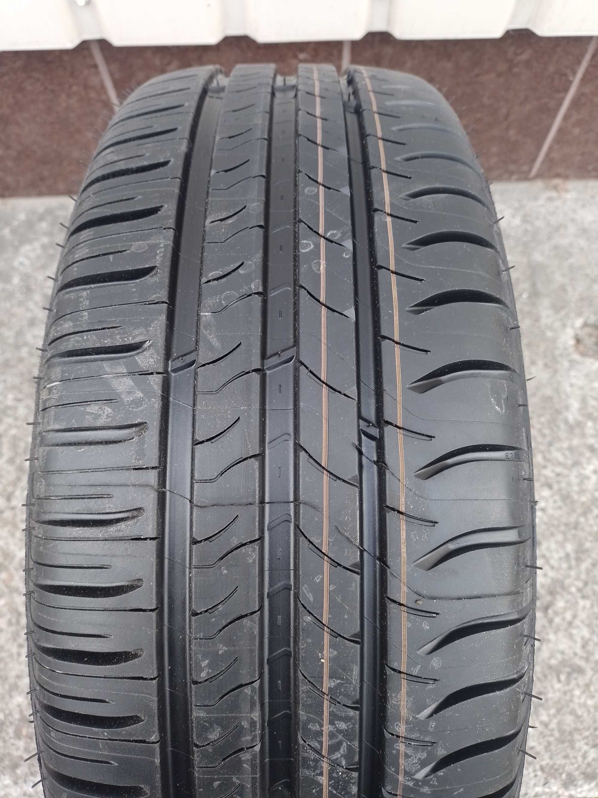 Нове колесо в зборі Michelin Energy Saver R16  5*112