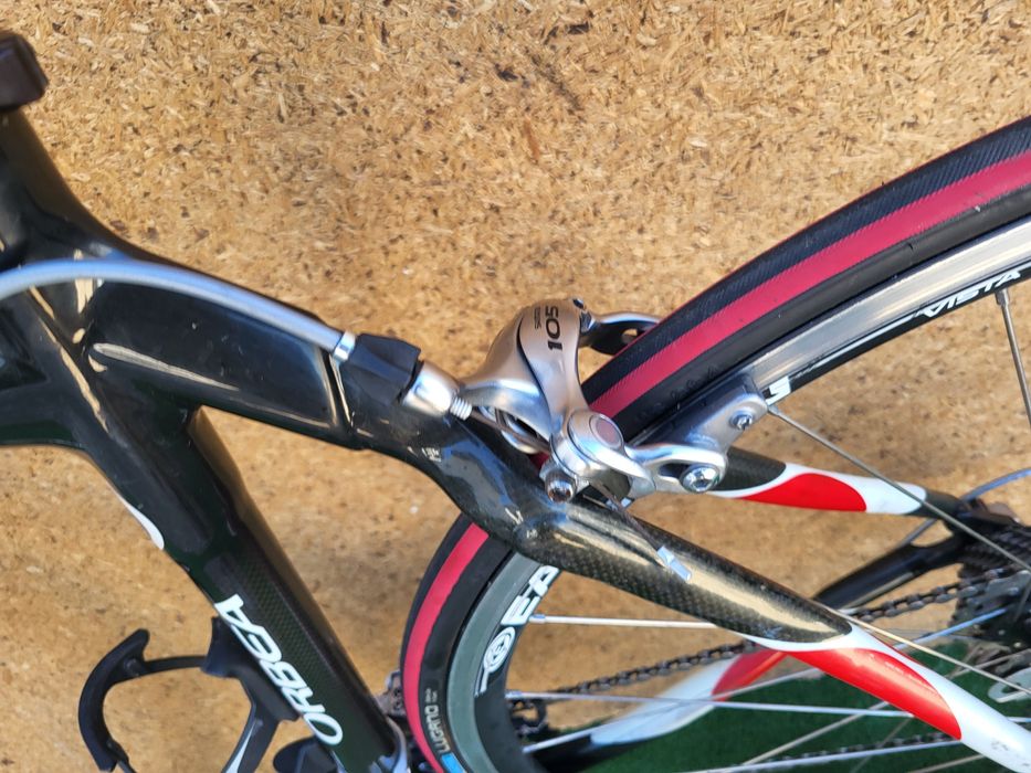 Шосейний карбоновий велосипед Orbea / Shimano 105