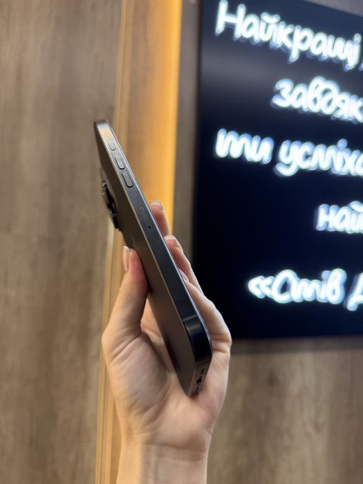 Used IPHONE 16Pro Max 512 Black Titanium Neverlock Костюшка,5
