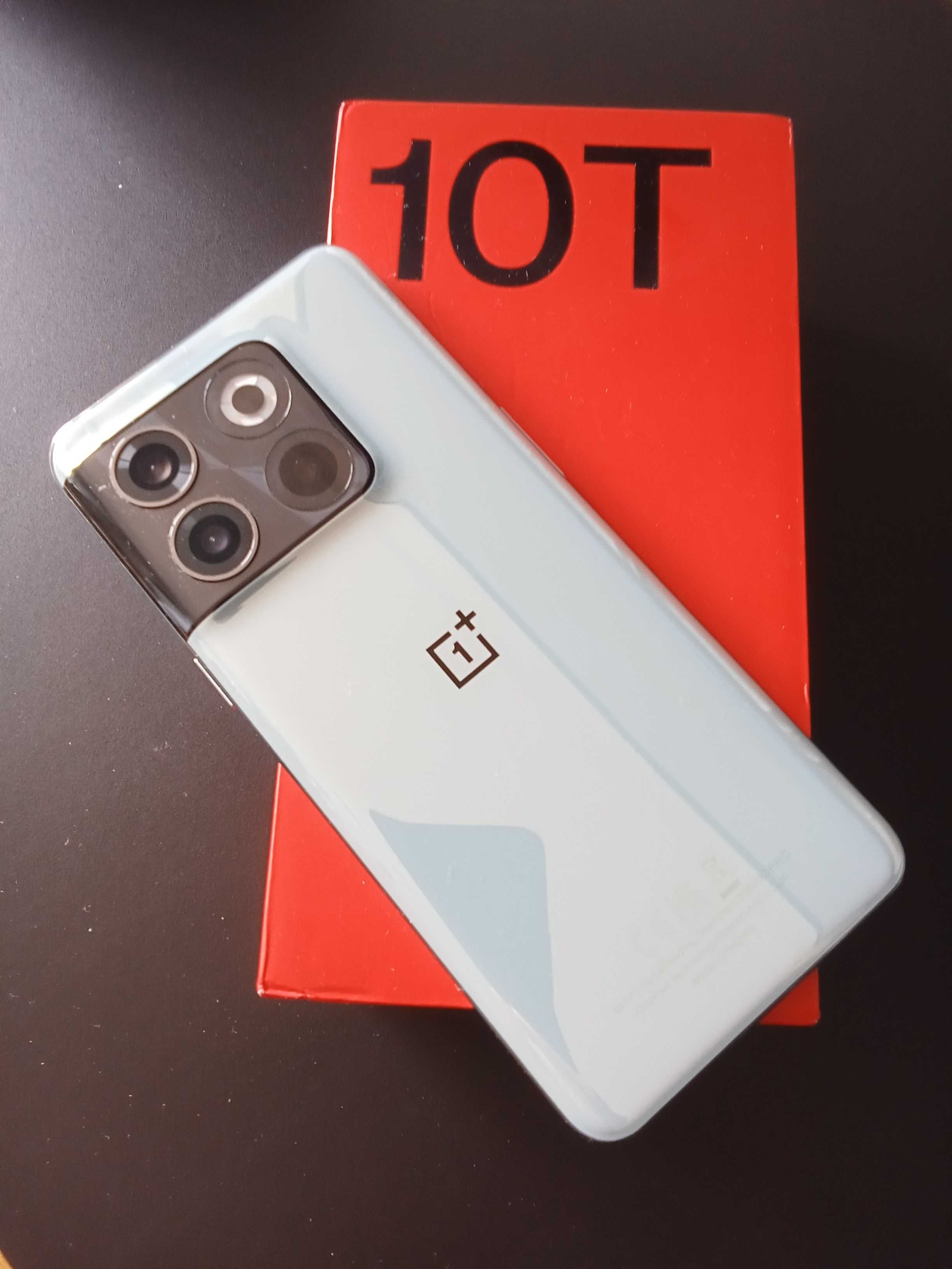 Oneplus 10T {170€}