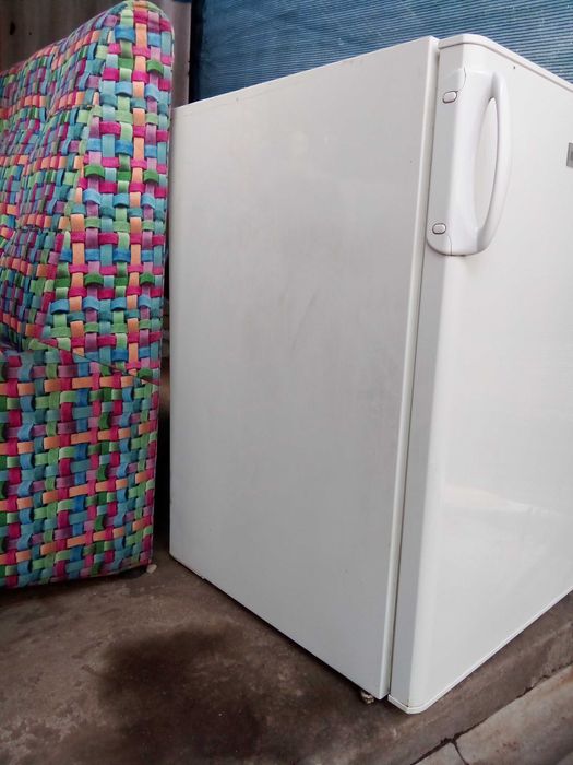 Холодильник Zanussi