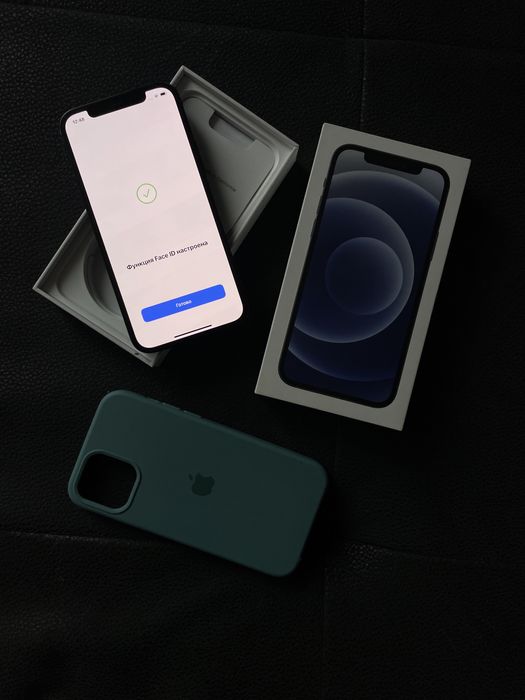 iPhone 12 64 GB комплект