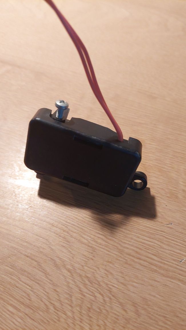 Mikrowyłącznik do piecyka gazowego VAILLANT  atmo MAG mini PL 11