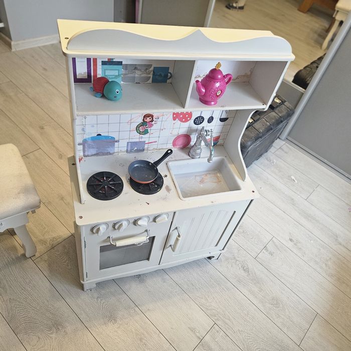 Kuchnia dla dzieci drewniania
