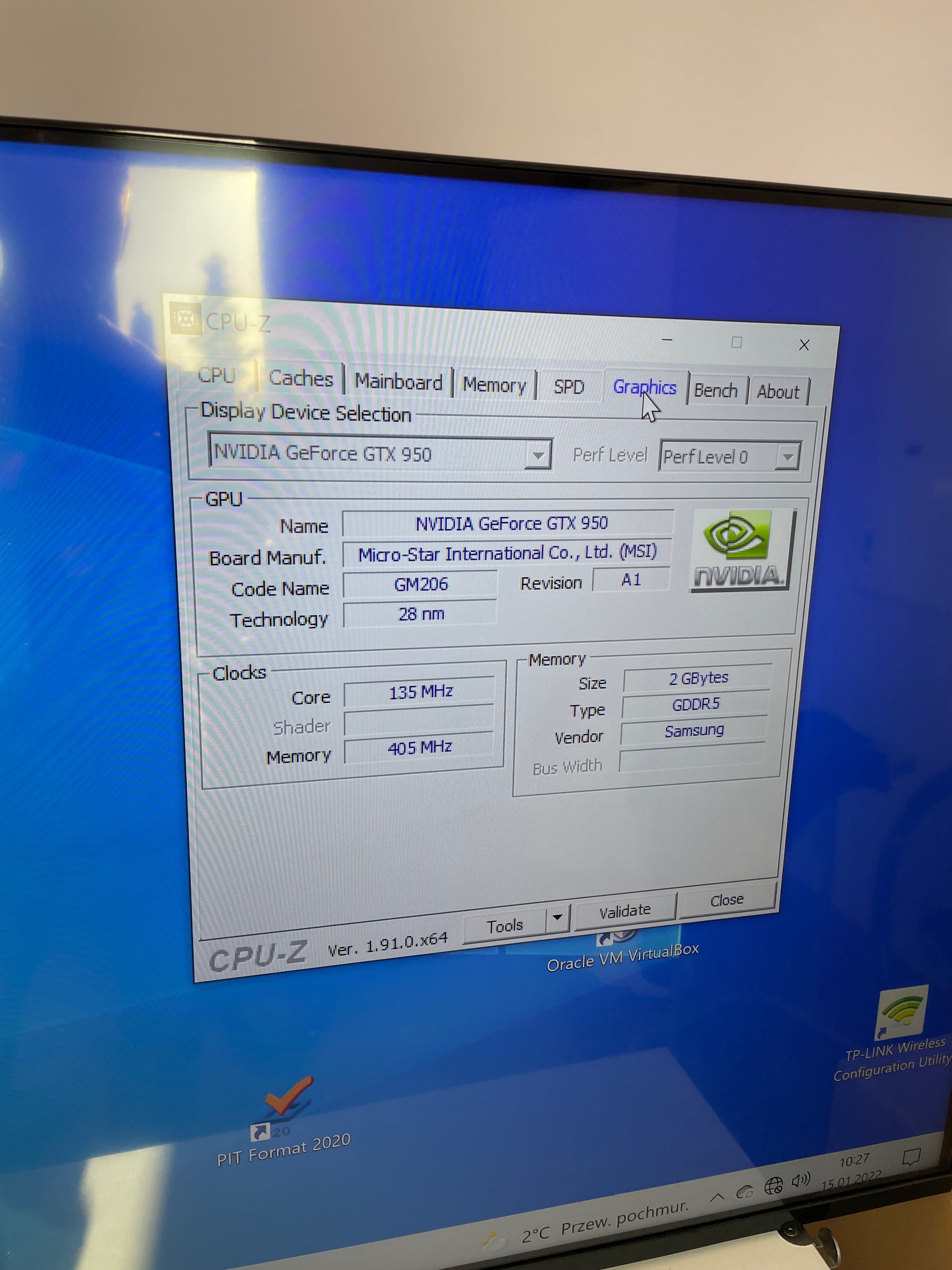 Komputer stacjonarny Intel i5 Skylake 3,2 GHz
 NVIDIA GeForce  GTX 950