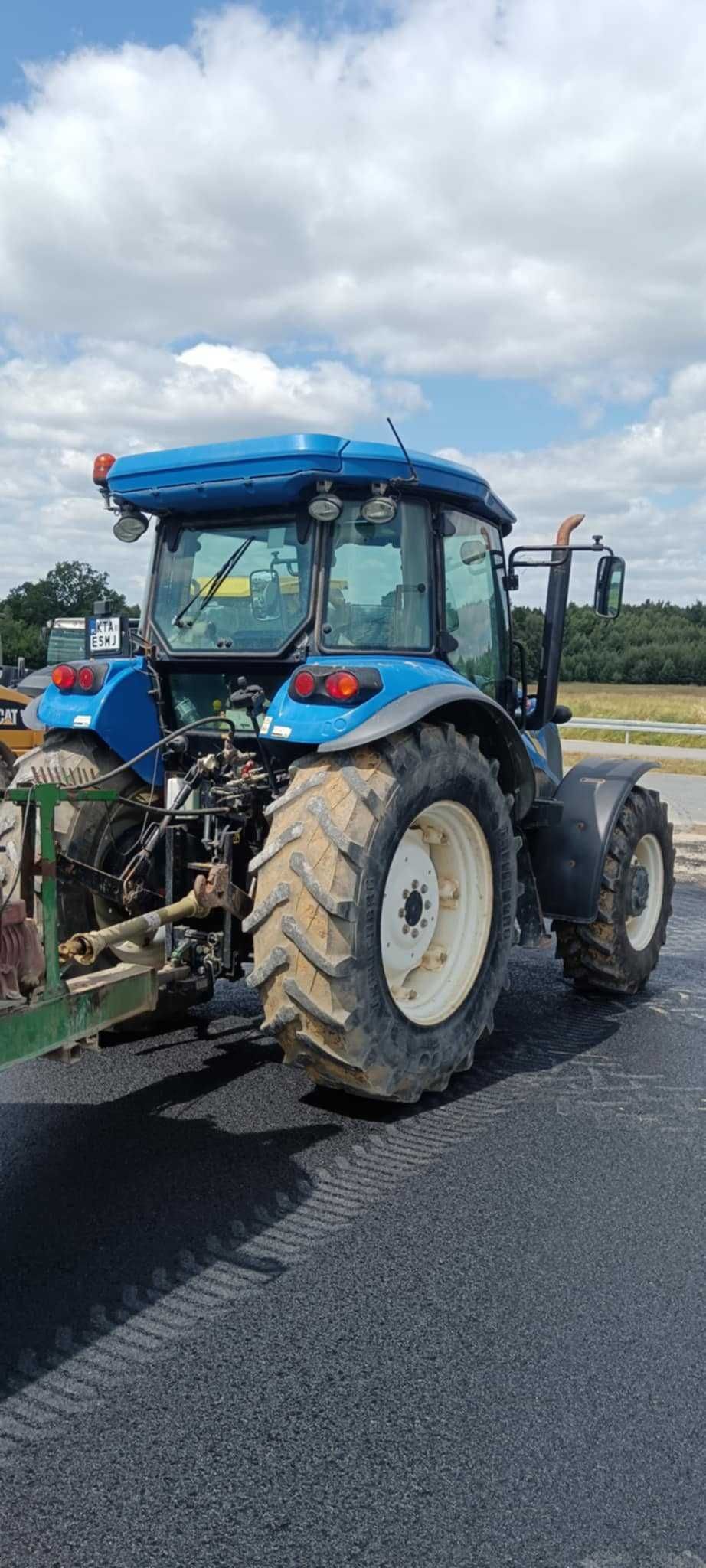 New Holland td5 105