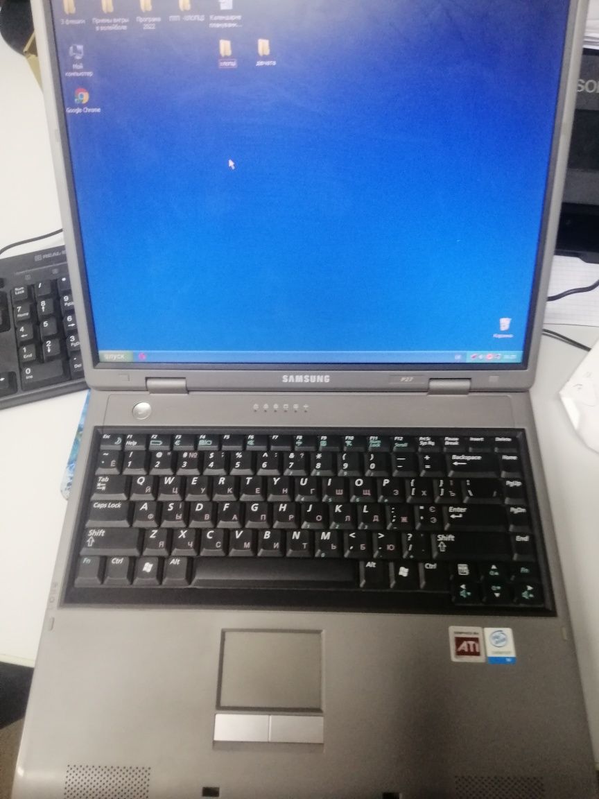 Продвам б/у нотбук Samsung P27(На детали) )